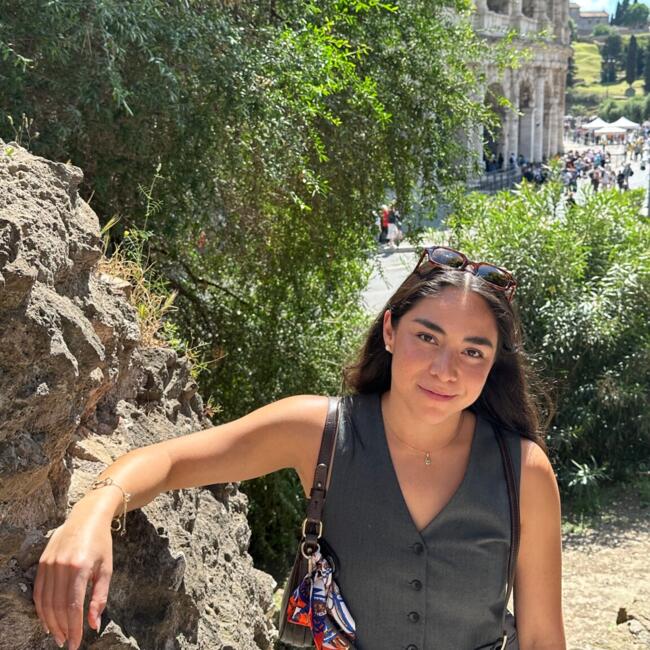 Babysitter a Roma: Giuliana