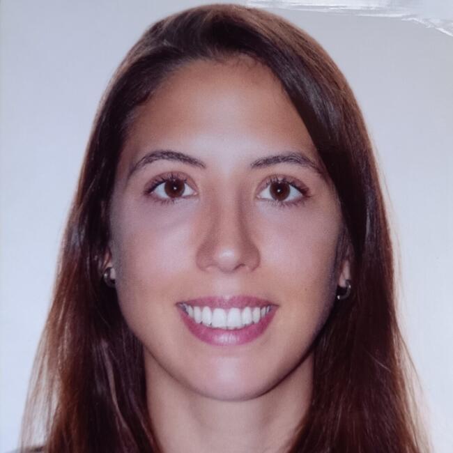 Babysitter in Basel: Manuela