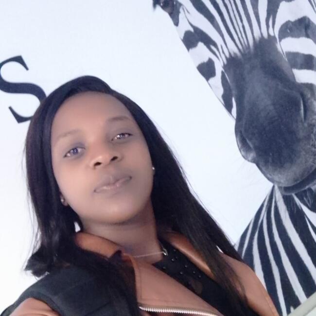 Babysitter in Strand: Bridgette