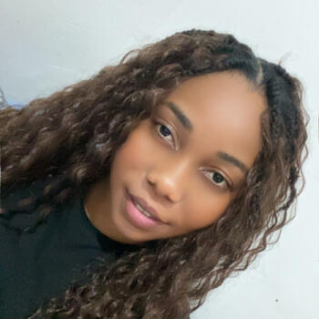 Childminder in Fundão: Emiliana