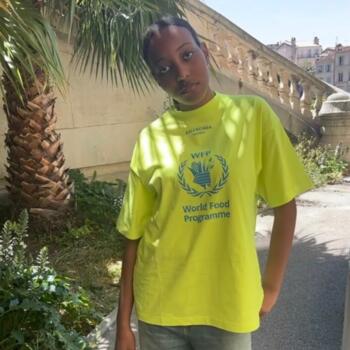 Babysitter in Marseille: Mya