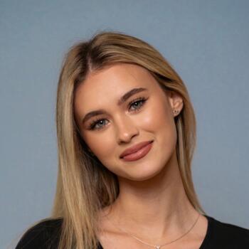 Babysitter in Msida: Tímea