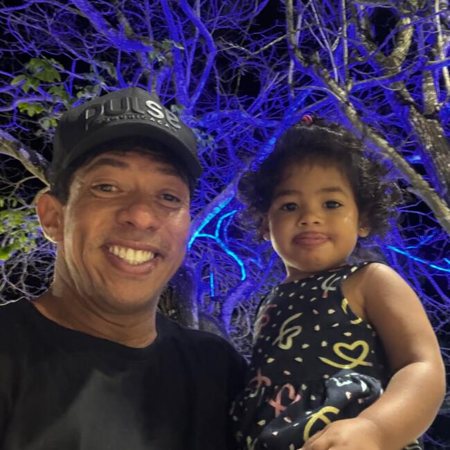 Babysitting job in Vitória de Santo Antão: Helamã