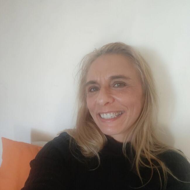 Babysitter in Kingston upon Thames: Barbara