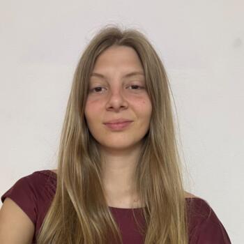 Canguro Zaragoza: Claudia