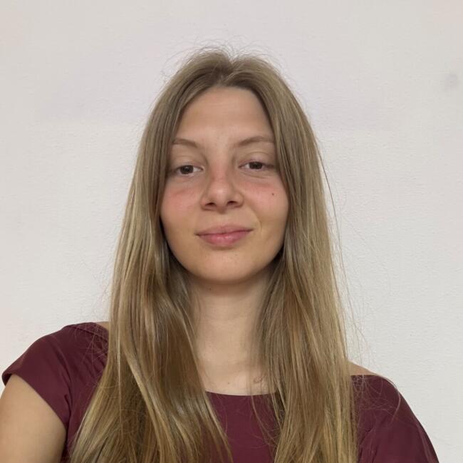 Babysitter in Zaragoza: Claudia