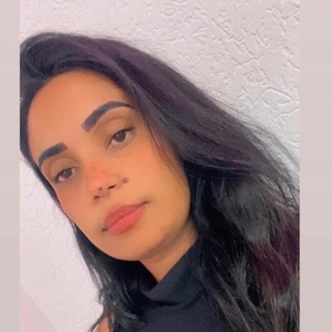 Babysitter in São Paulo: Pamela