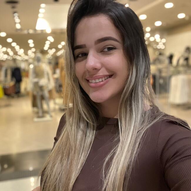 Babá em São José (São José): Claudia Rita
