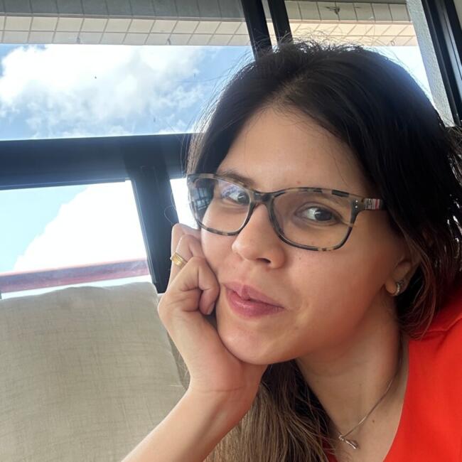 Emprego de babá em Fortaleza: Victoria