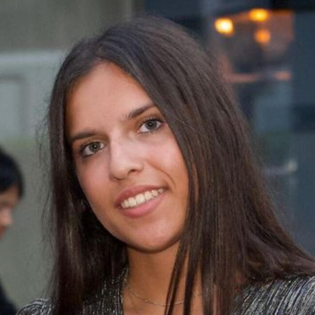Babysitter in Rueil-Malmaison: Elisa