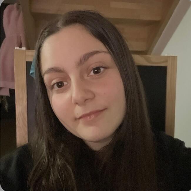 Babysitter in Soliers: Chaïness