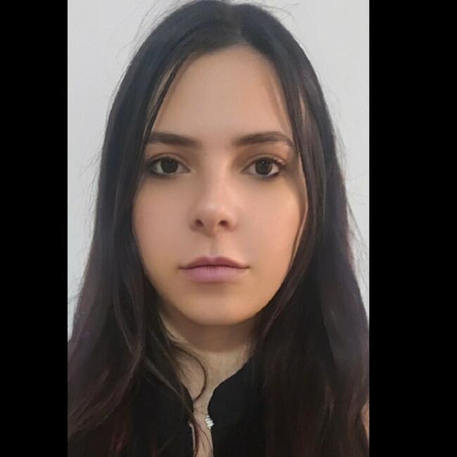 Детегледачка в София: Sima