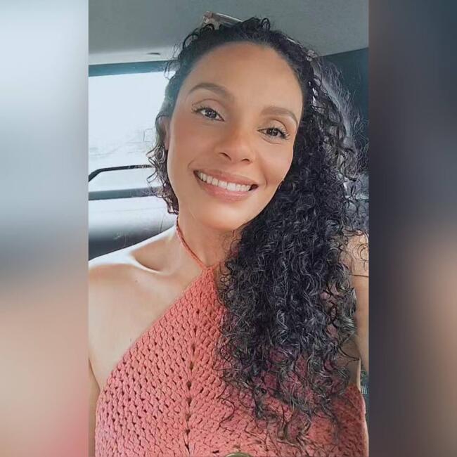 Babá em Cotia: Flavia