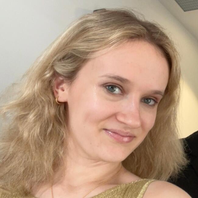 Babysitter in Melbourne: Clara