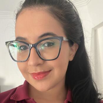 Babysitter em Aroeira (Distrito de Setúbal): Isabele Vitoria