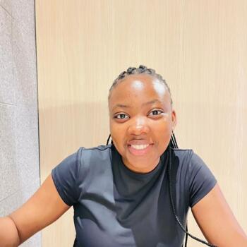 Babysitter Port Elizabeth: Rhulani
