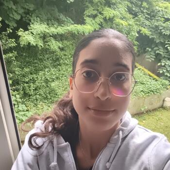 Babysitter in Lyon: Sirine