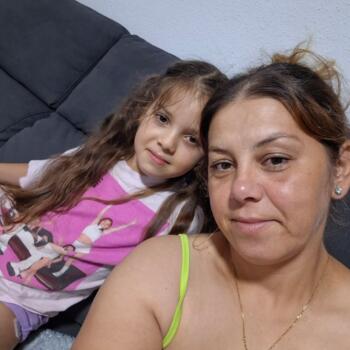 Trabajo de canguro en Alcira: Lavinia