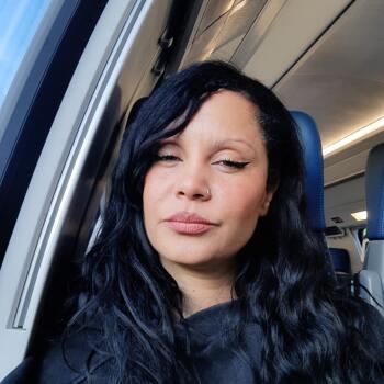 Babysitter Lausanne: Virgínia