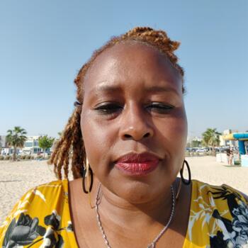 مربية أطفال في دبي: Jackline