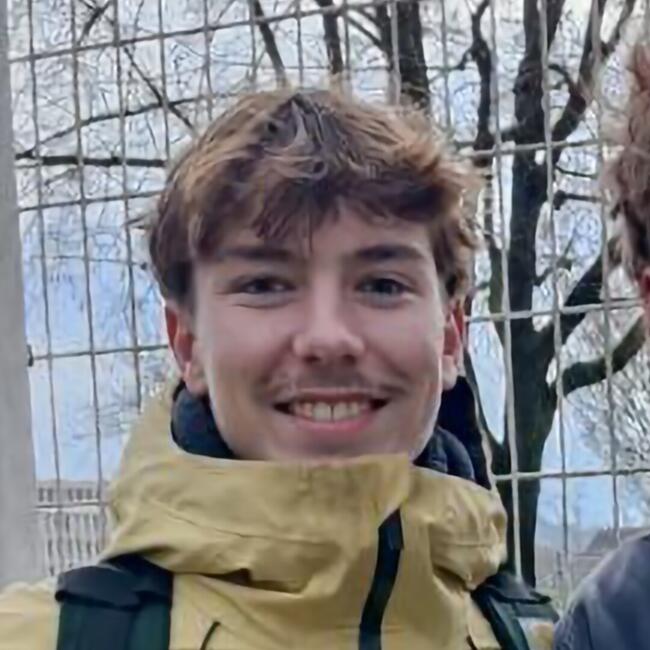 Babysitter in Besançon: Siméon