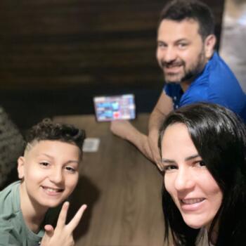 Emprego de babá em Contagem: emprego de babá Ariane