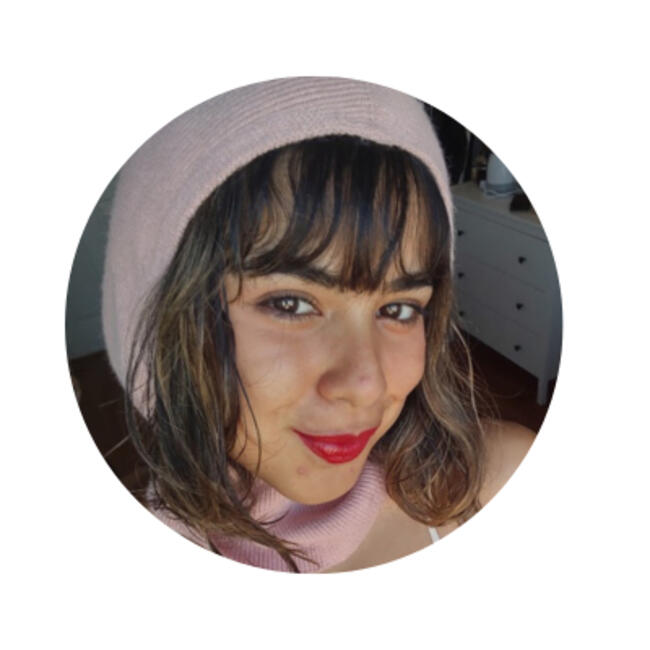 Babysitter em Porto: Maria