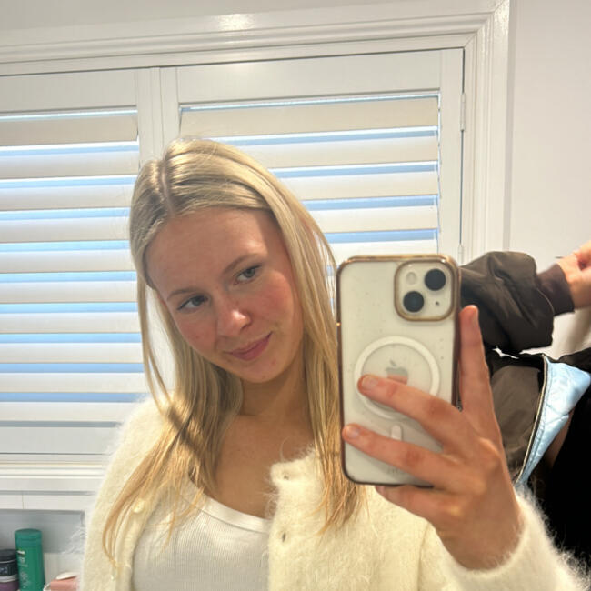 Babysitter in Geelong: Georgia