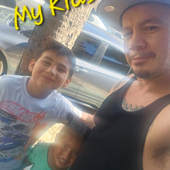 Babysitting job in San Pedro Hill: Ernie