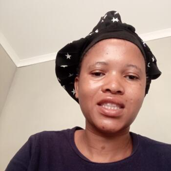 Babysitter in Rustenburg: Thakane