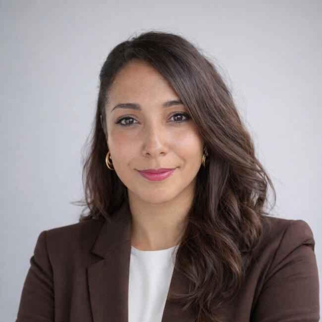 Babysitting job in Hurigny: Soraya