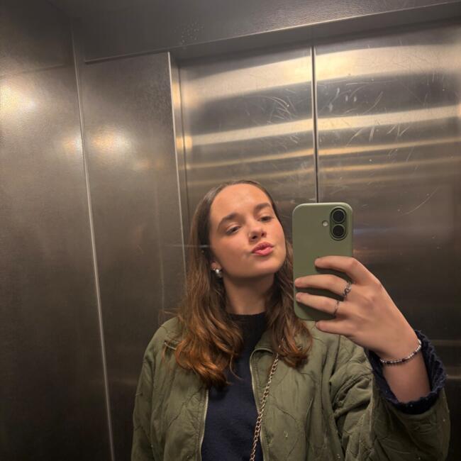 Babysitter in Inghem: Zélie