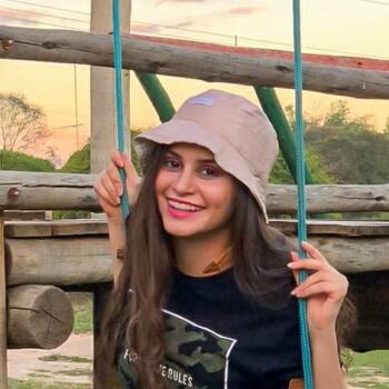 Babá em Betim: Thalita