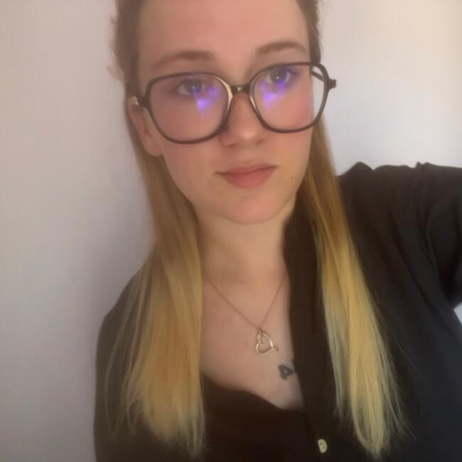 Babysitter in Clermont-Ferrand: Océane