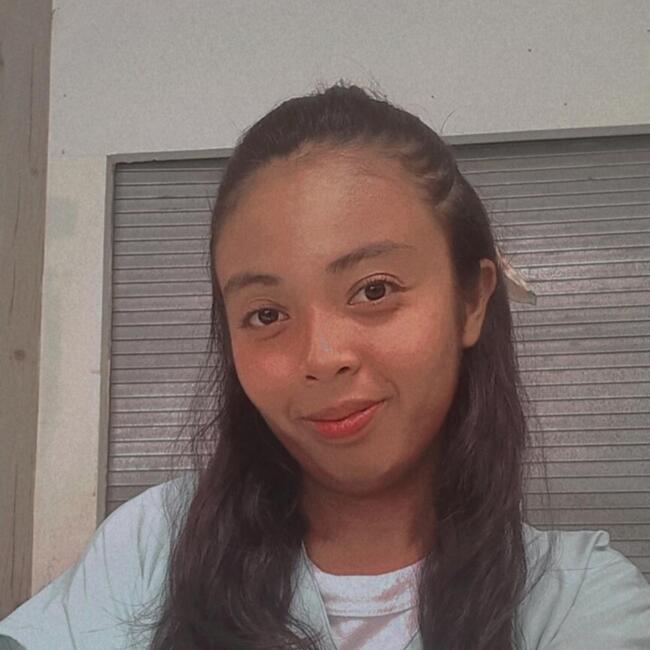 Babysitter in Puente Moreno: Dania Monserrat
