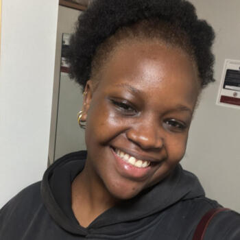 Babysitter in Belfast: Mukama