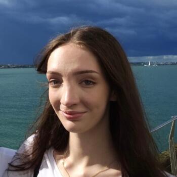 Babysitter Auckland: Caitlin