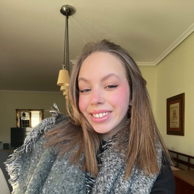 Canguro en Vitoria: Dayana