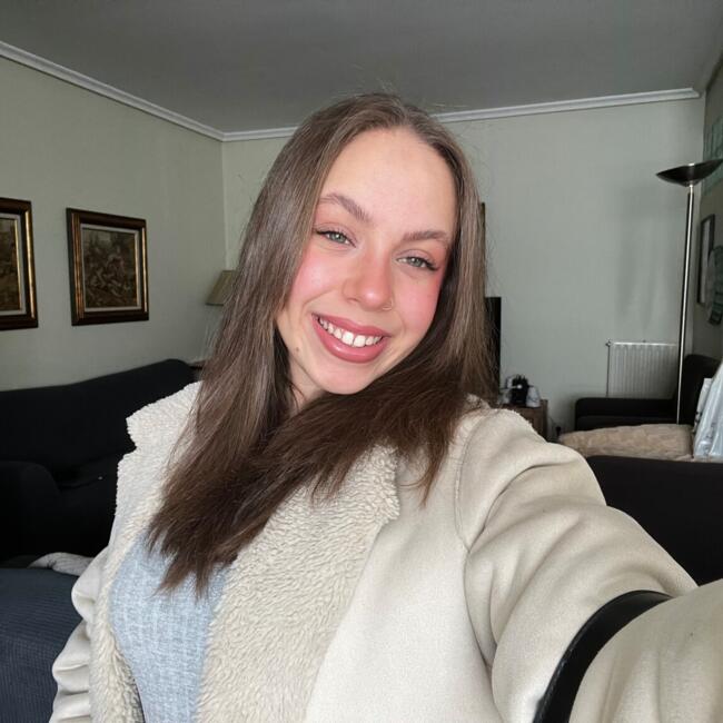 Babysitter in Vitoria-Gasteiz: Dayana