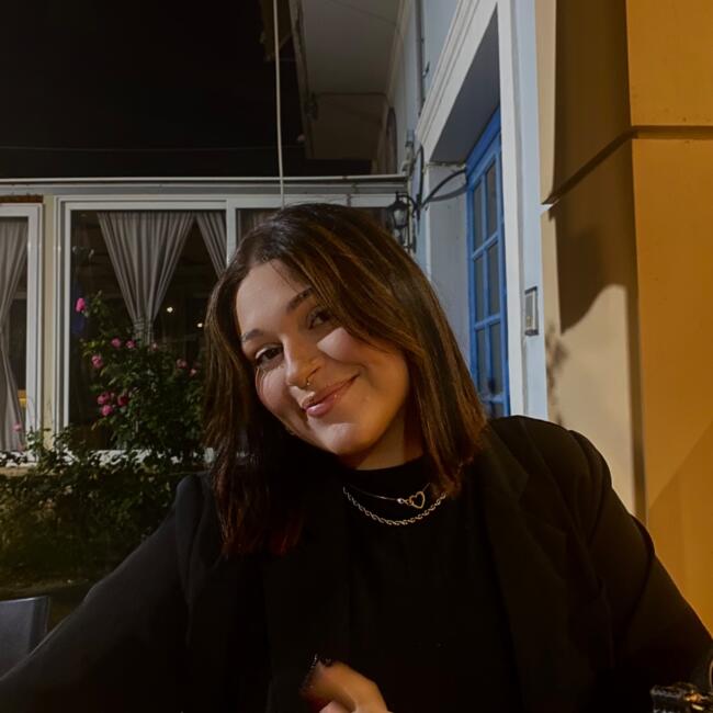 Babysitter στην περιοχή Χίος: Ορνέλα