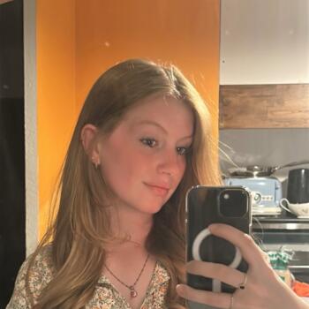 Babysitter in Sombernon: Margaux