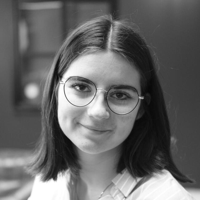 Babysitter in Le Havre: Louise