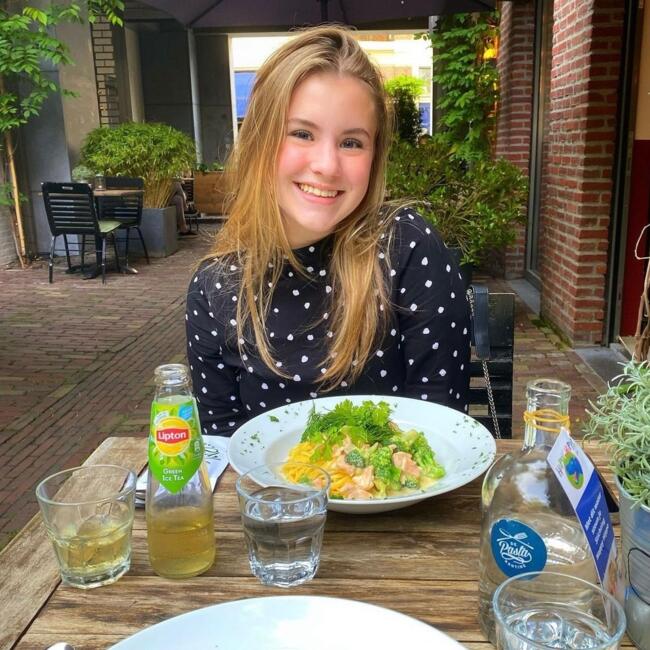 Babysitter in Nijmegen: Laura
