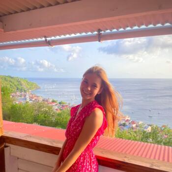 Babysitter in Saint-Priest: Maéline