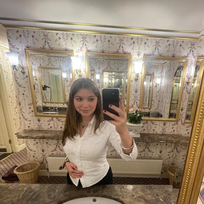 Babysitter in Sevenoaks: Edie