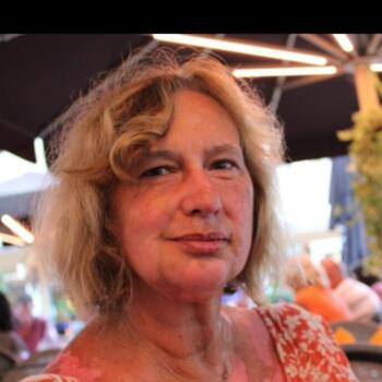 Babysitter in Burdinne: Anne