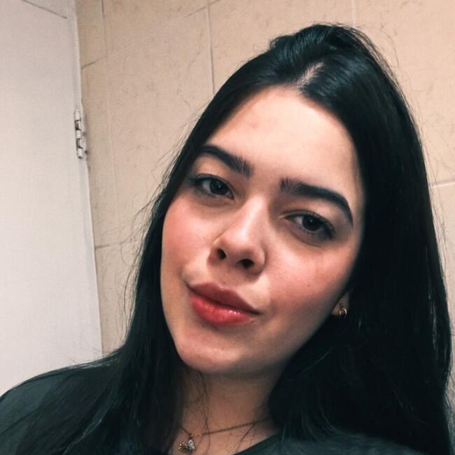 Babysitter in São Paulo: Giulia