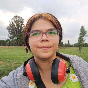 Parent Naucalpan: Myriam Abish