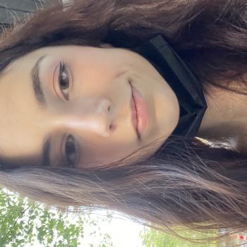Baby-sitter in North Vancouver: Klaudia
