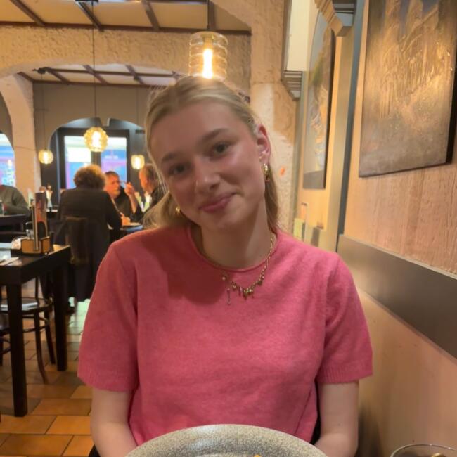 Oppas in Peize: Sterre